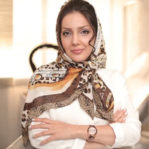 تصویر دکتر ندا حاجیها