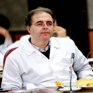 تصویر دکتر مرتضی نایبی