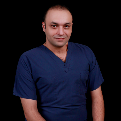 تصویر دکتر آرمین اکبری