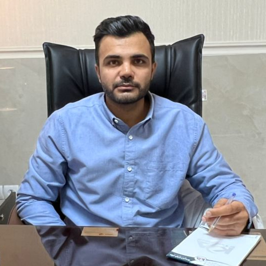 تصویر دکتر کیان احمدی